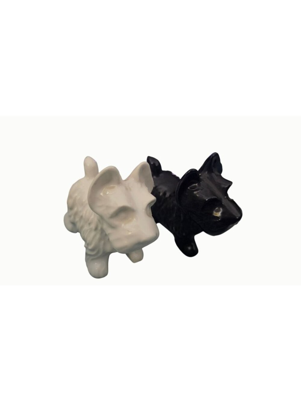 Black White Scottie Dog Salt Pepper Shakers Ceramic Scottish Terrier Pair